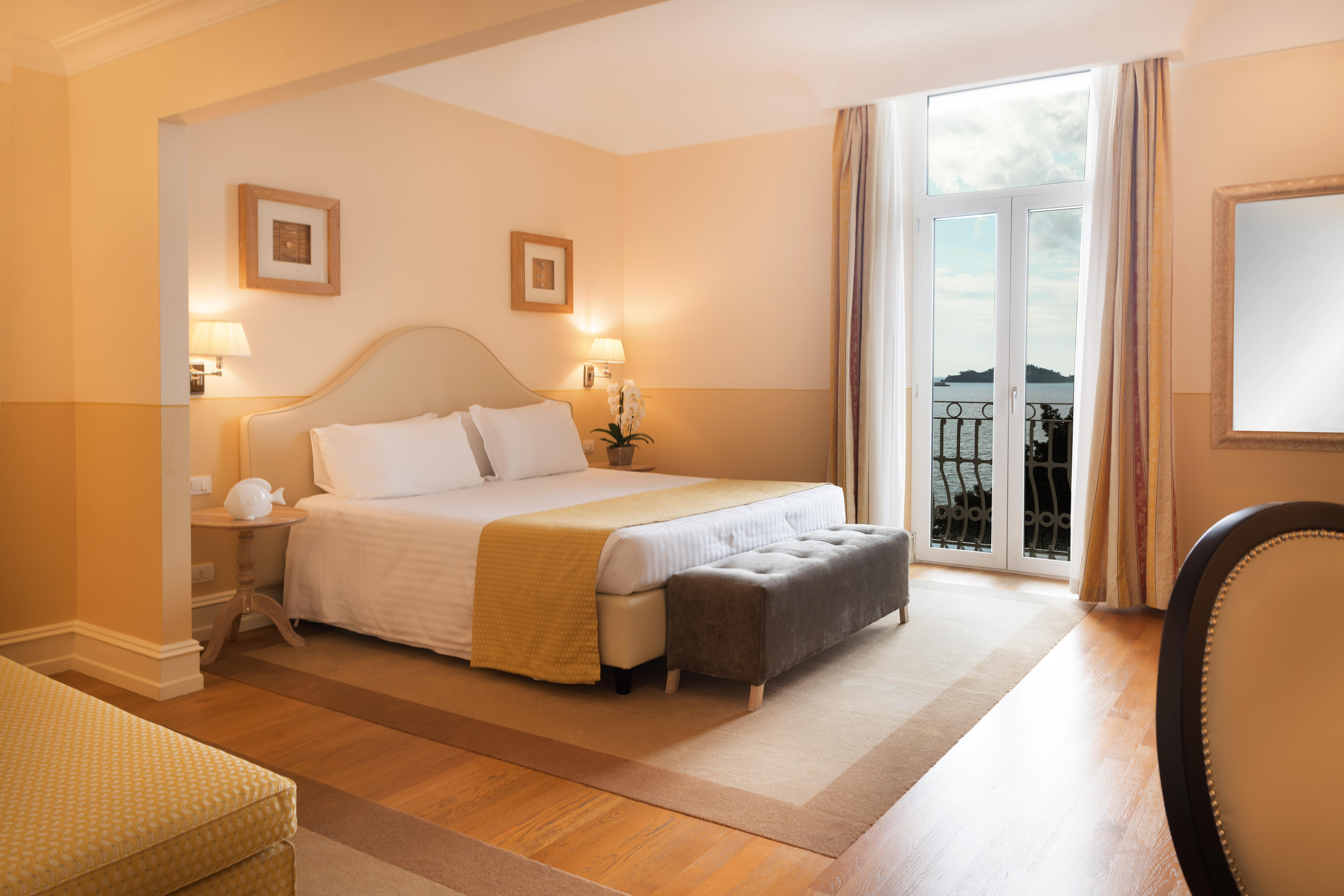 Grand Hotel Bristol Spa Resort, By R Collection Hotels Rapallo Exterior photo A room at the hotel