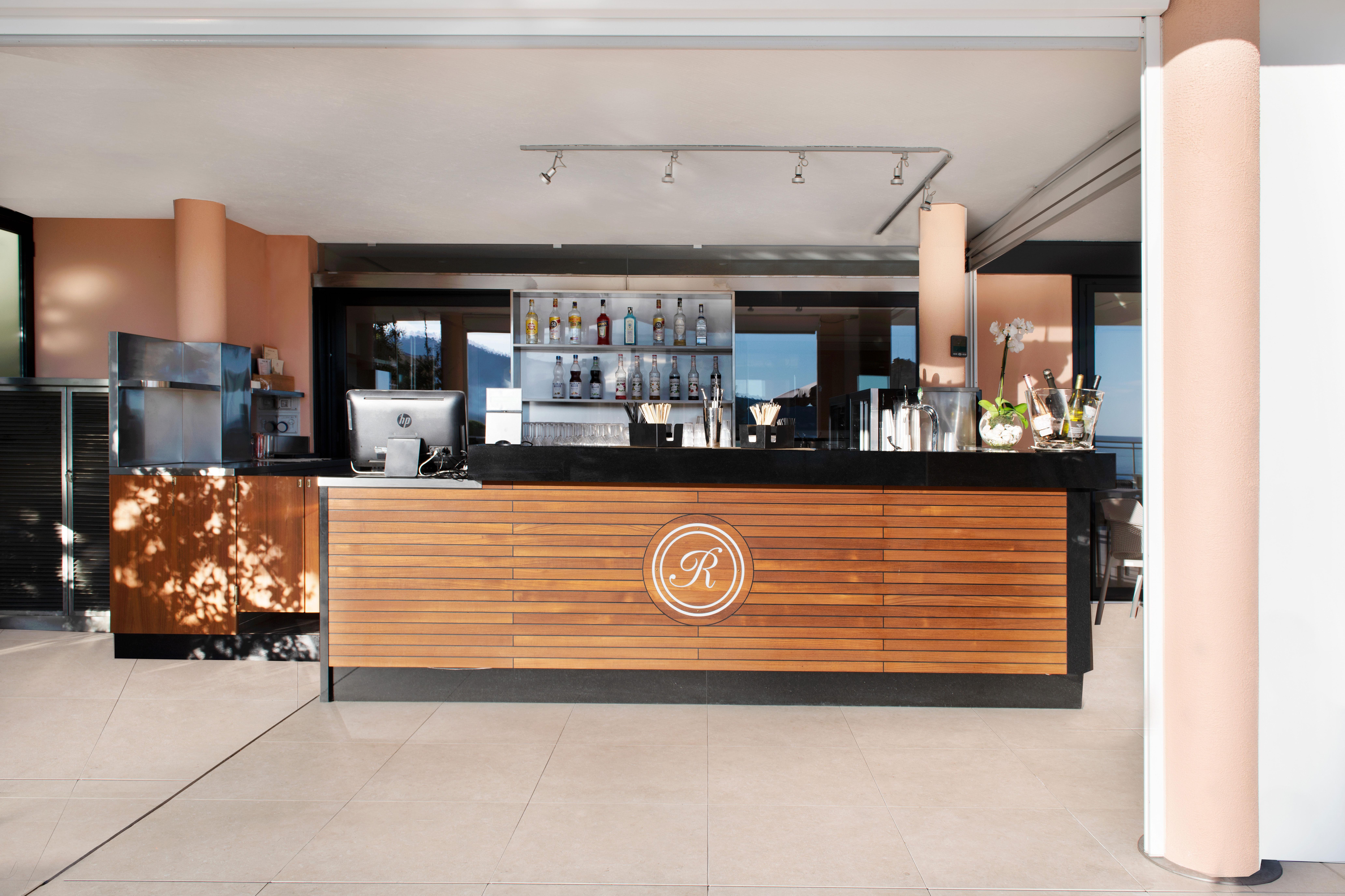 Grand Hotel Bristol Spa Resort, By R Collection Hotels Rapallo Exterior photo The bar at the R Bar